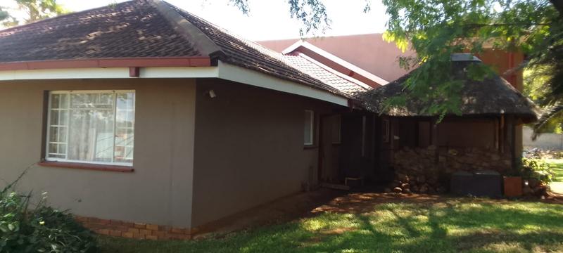 4 Bedroom Property for Sale in Roodia Free State